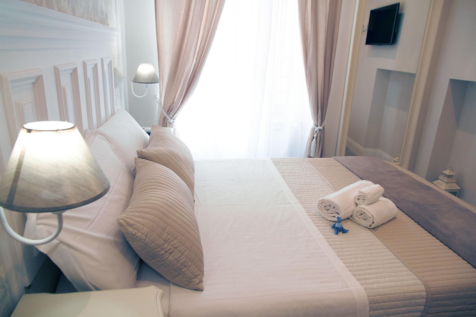 ชาร์ม แอนด์ ชิค Bed & Breakfast โรม ภายนอก รูปภาพ