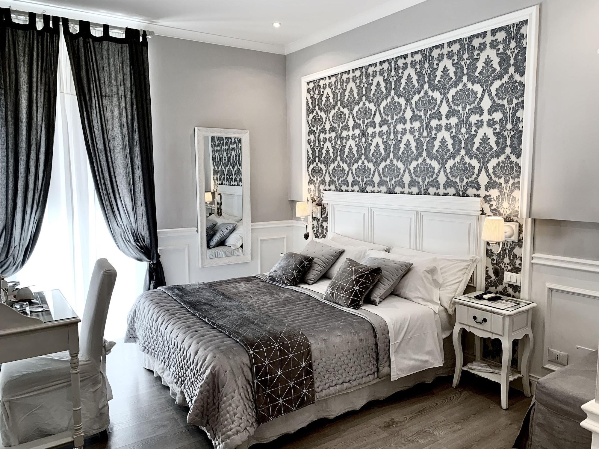 ชาร์ม แอนด์ ชิค Bed & Breakfast โรม ภายนอก รูปภาพ