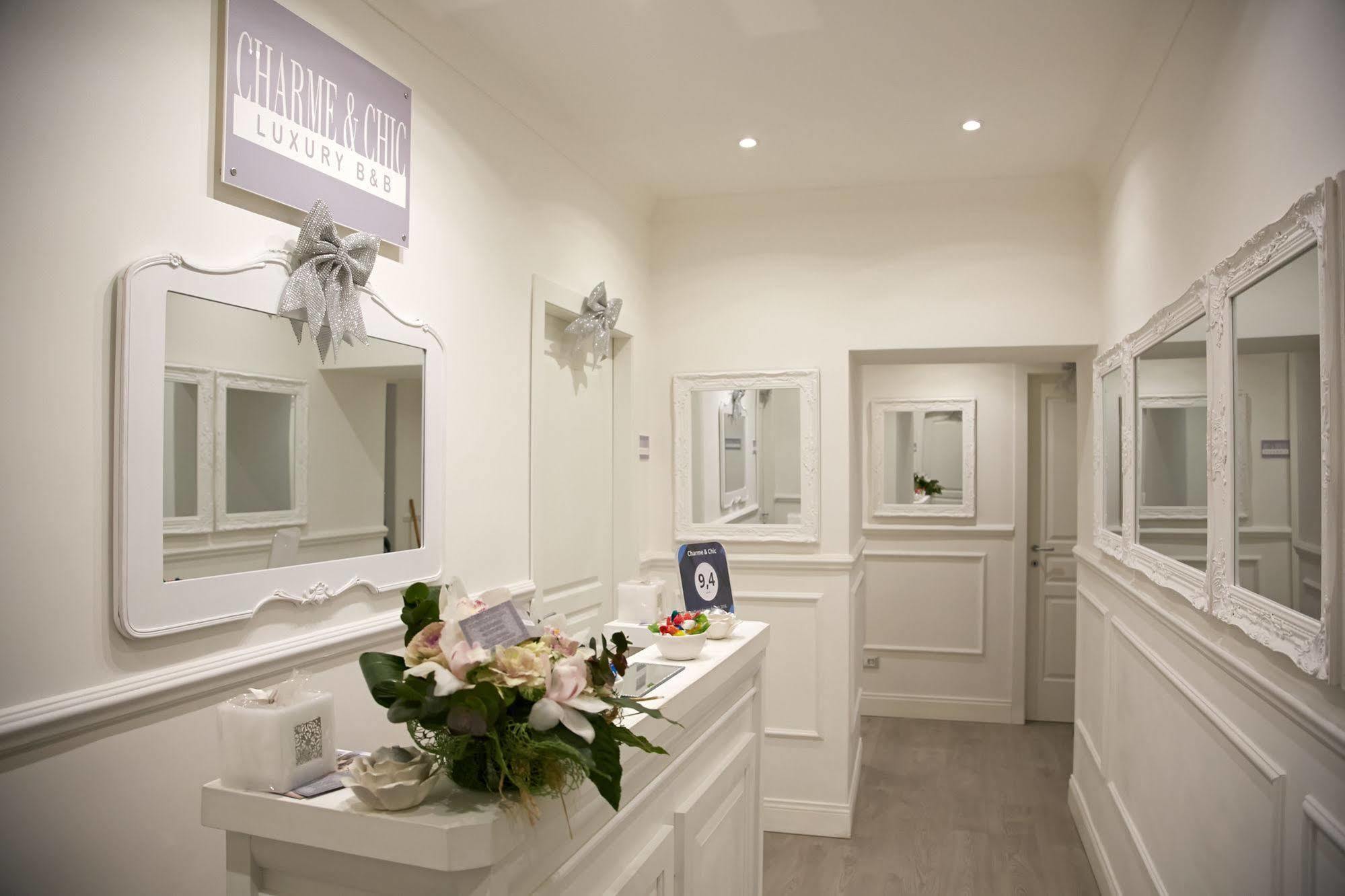 ชาร์ม แอนด์ ชิค Bed & Breakfast โรม ภายนอก รูปภาพ