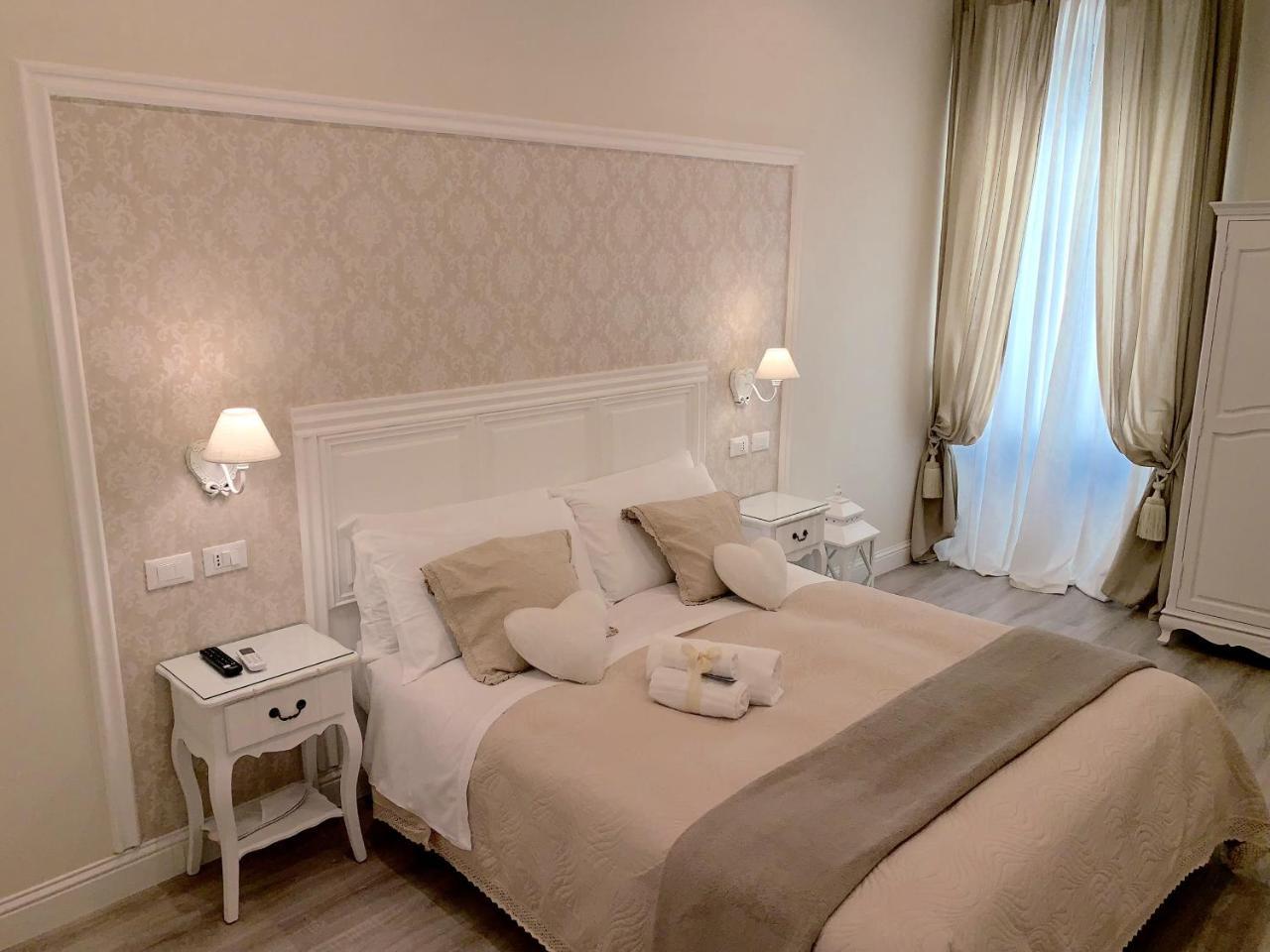ชาร์ม แอนด์ ชิค Bed & Breakfast โรม ภายนอก รูปภาพ